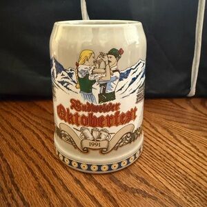 Budweiser Oktoberfest 1991 Stein with Festive Scene